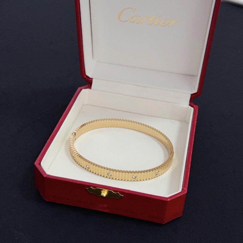 Cartier Ridged Texture Gold Bangle Bracelet - Picture 2 of 9